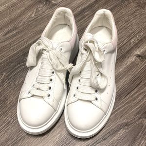 Alexander McQueen sneaker